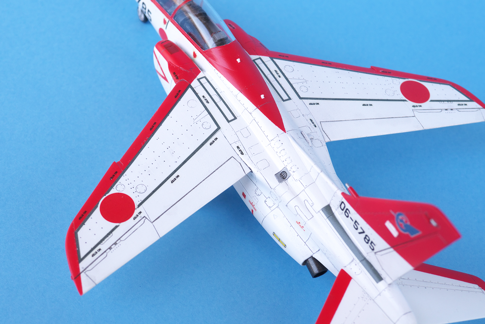 ハセガワ 1/72 T-4 第13飛行教育団”レッドドルフィン”: 飛行機プラモ